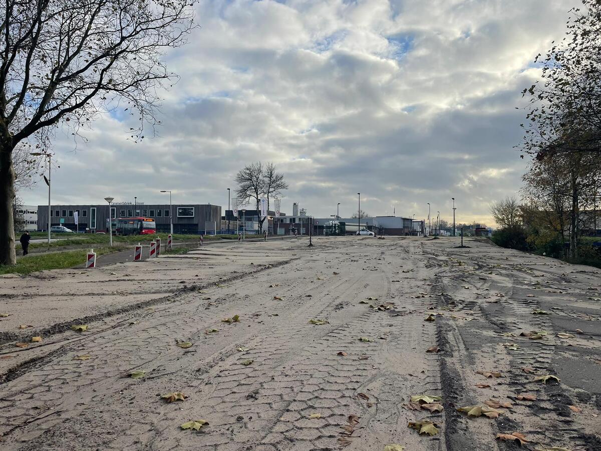 Voorbereidende werkzaamheden Thorbeckeweg op locatie Poelenburg