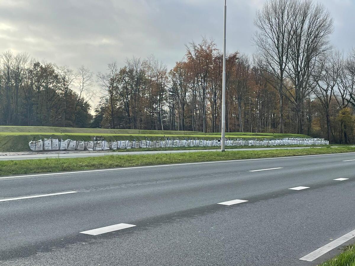 Voorbereidende werkzaamheden nieuwe locatie Shell aan de Thorbeckeweg